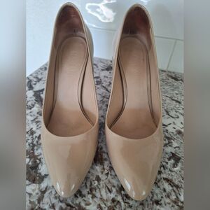 M. Gemi nude patent leather Lustro  block heel  Flats size 38